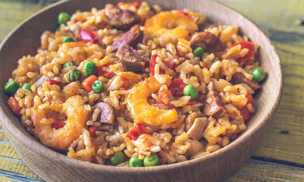 Receta de PAELLA CON CHORIZO Telediario